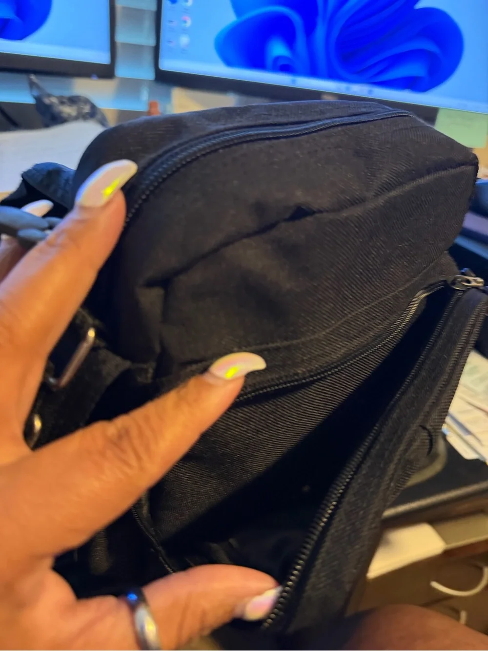 Disney black messenger